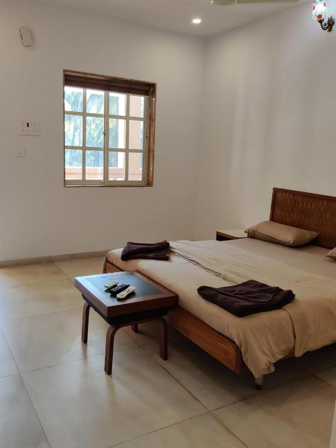 White House Beach Resort, Nagaon 外观 照片