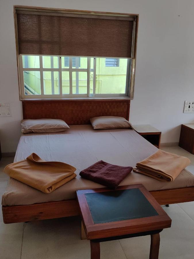 White House Beach Resort, Nagaon 外观 照片